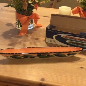 New in box olive tray